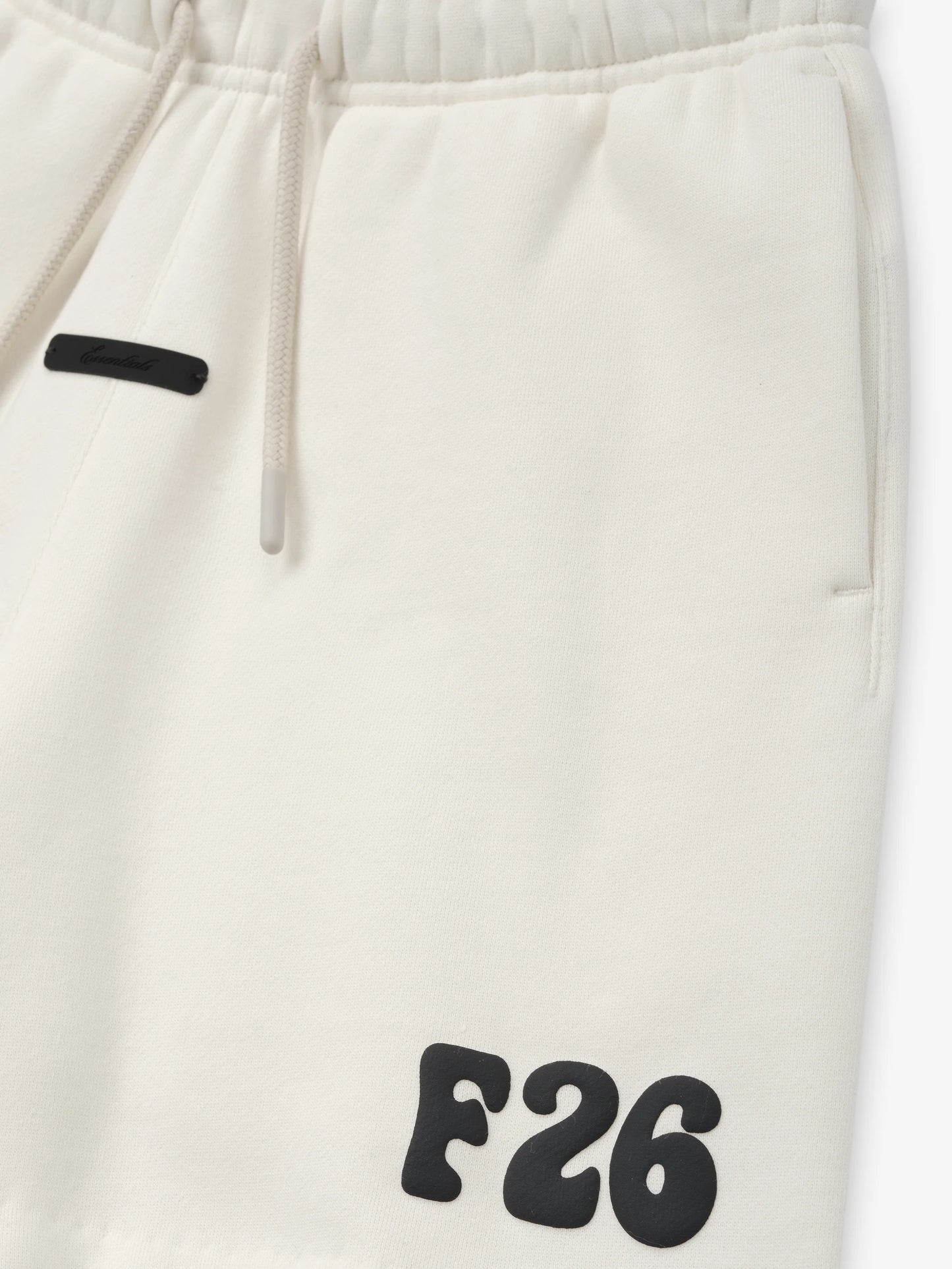 Fear of God Essentials "Kids Classic Short" Kids - Ivory