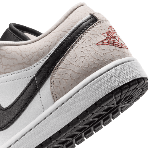 Air Jordan "1 Low SE" Mens - Black / Team Red / White