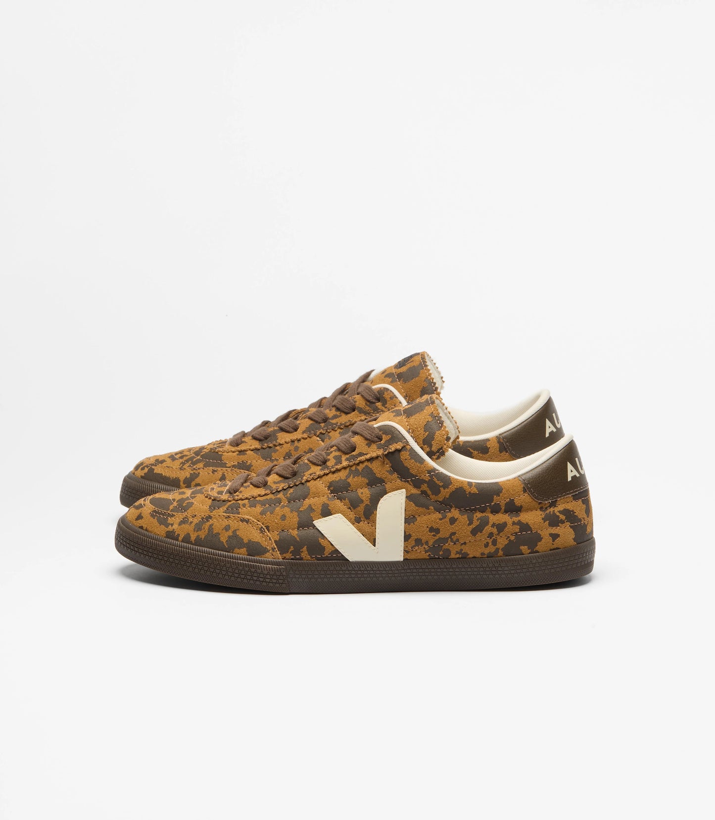 Veja "Panenka O.T. Leather" Womens - Camel / Wild / Country