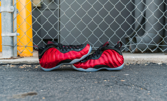 Nike Air Foamposite One 'Metallic Red'