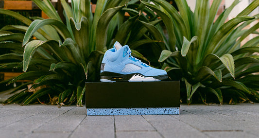 Air Jordan 5 'UNC' Takes Things Back to School