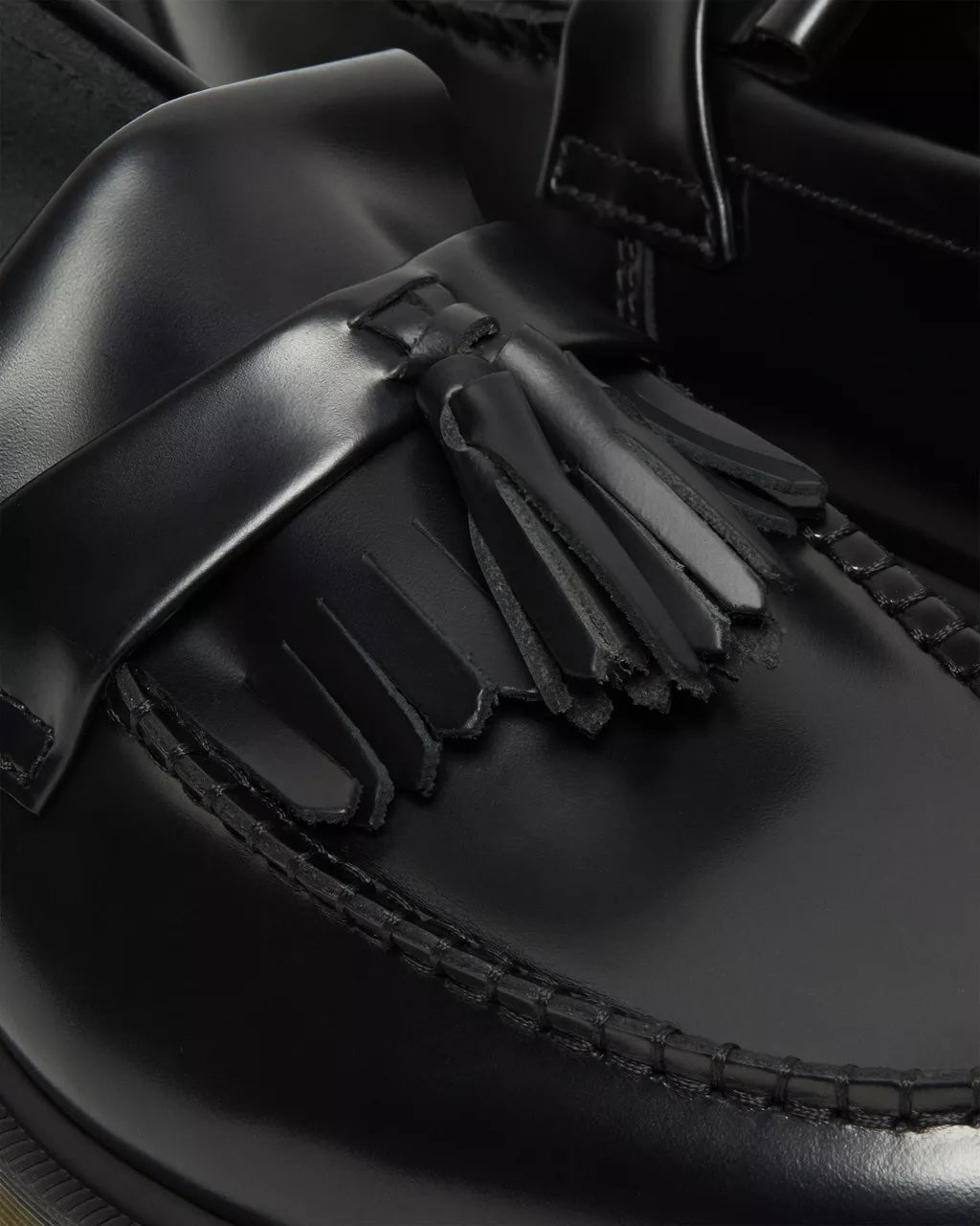 Dr. Martens "Adrian Polished Smooth" Mens - Black