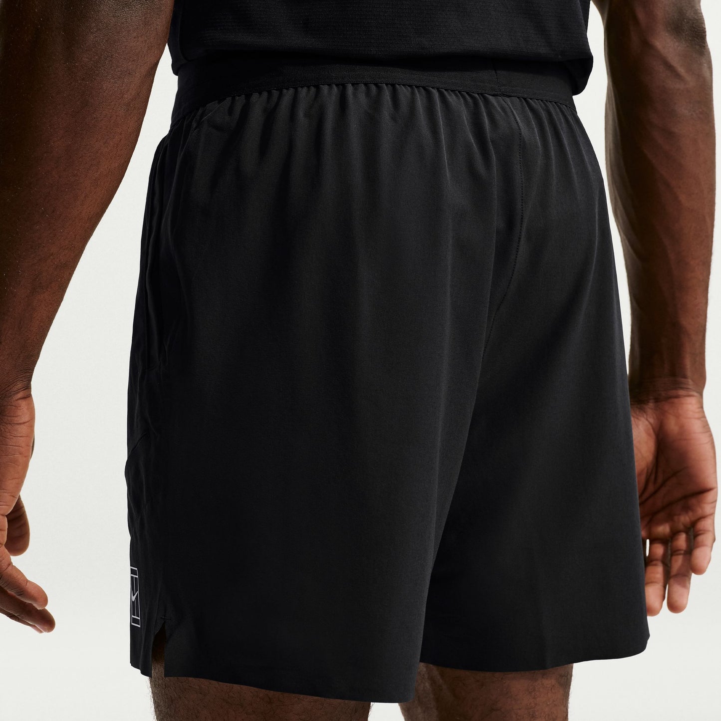 Nike "Court Advantage Dri-FIT Tennis Shorts" Mens - Black/White
