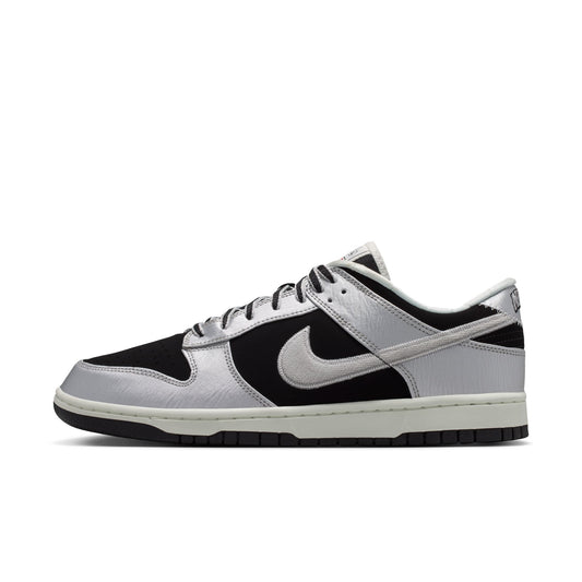Nike "Dunk Low Retro" Mens - Metallic Silver