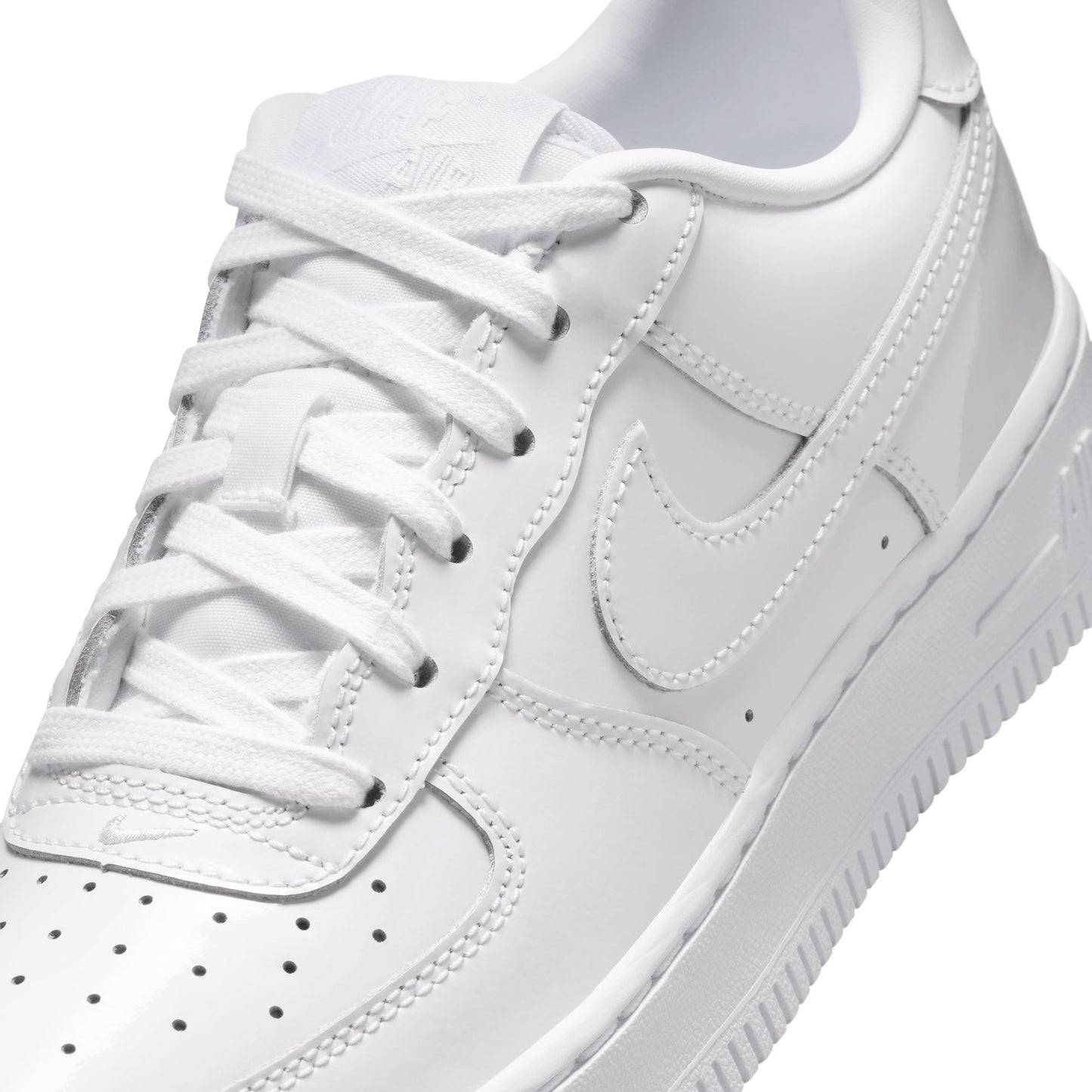 Nike "Air Force 1" Grade School - White / White