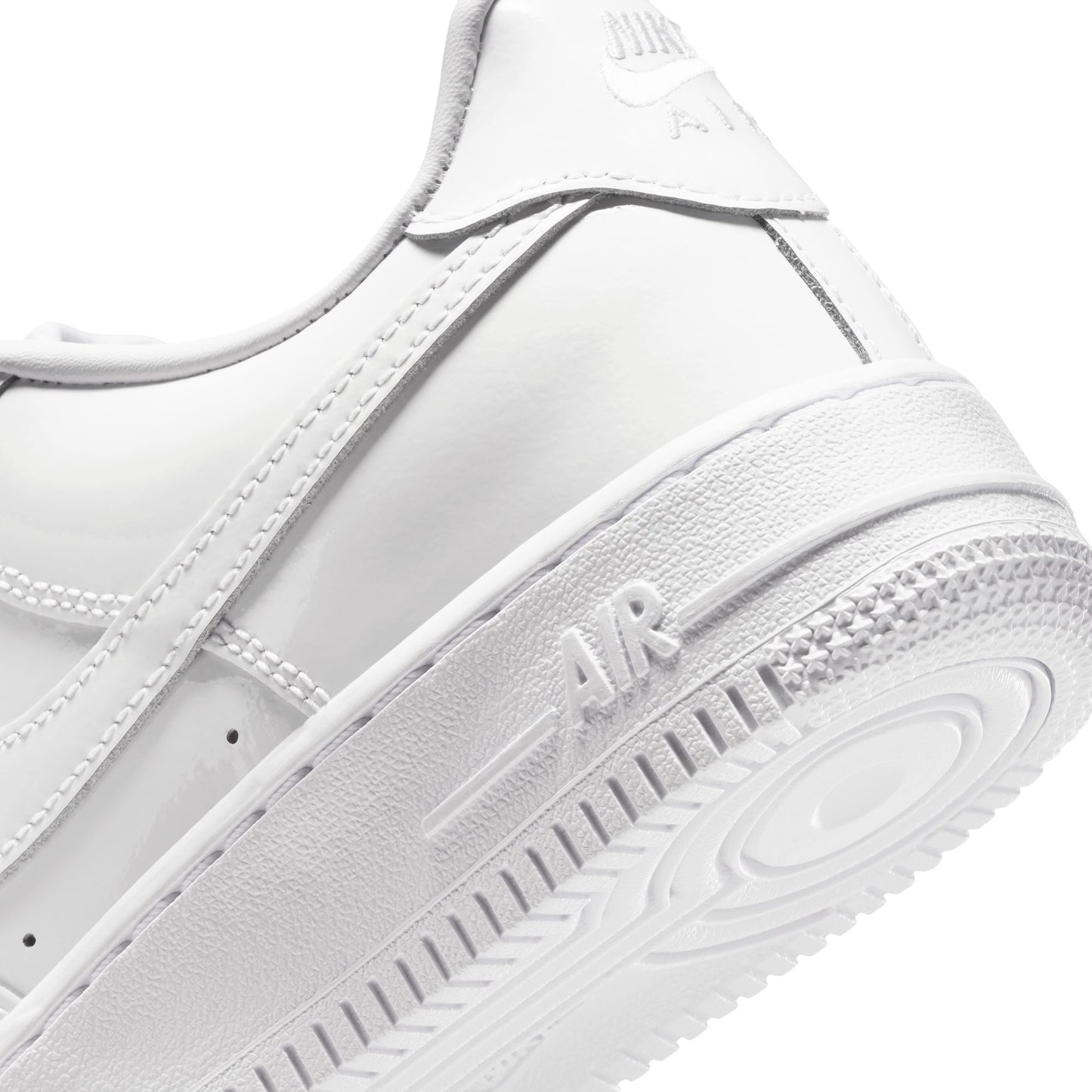 Nike "Air Force 1" Grade School - White / White