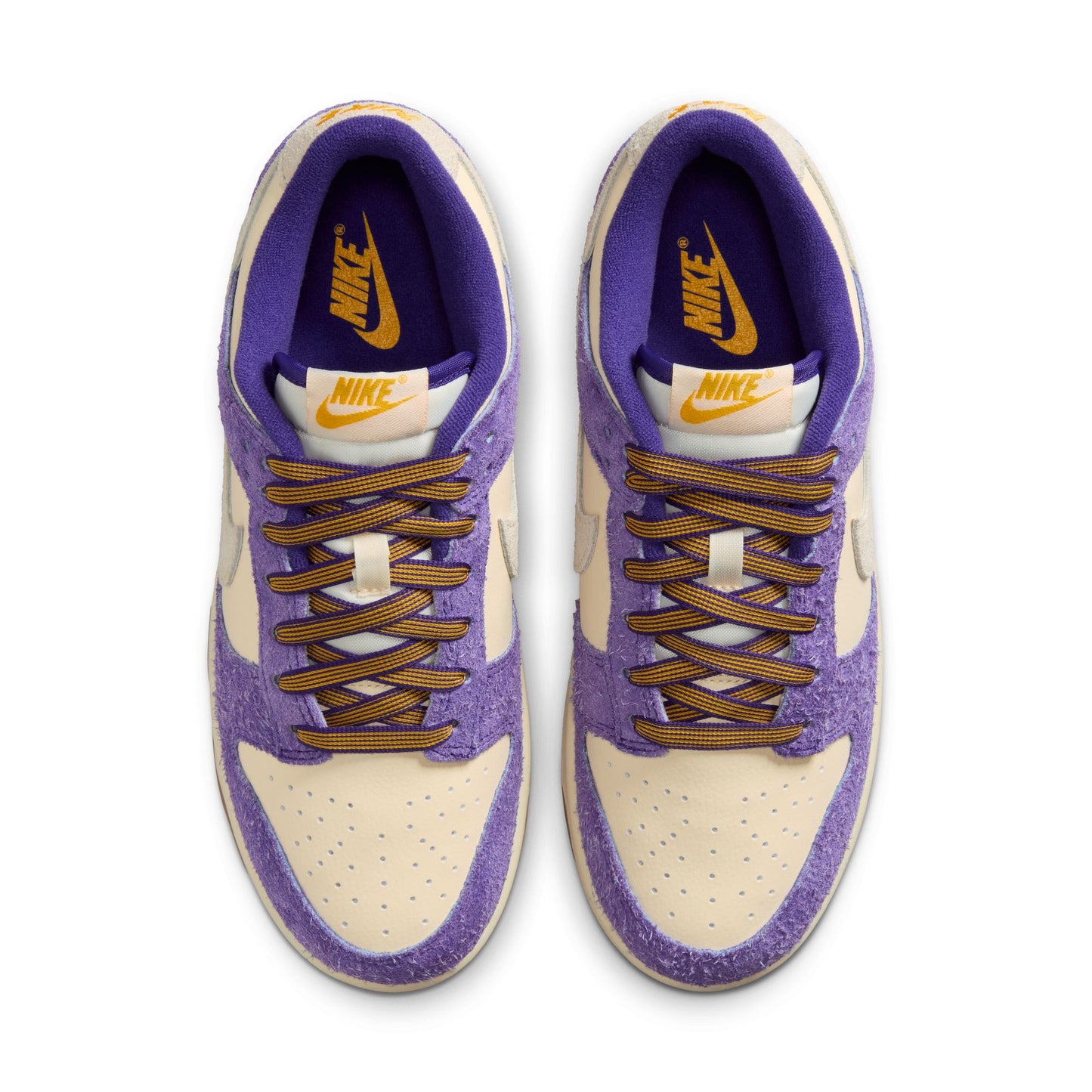 Nike "Dunk Low" Womens - Court Purple / Coconut Milk