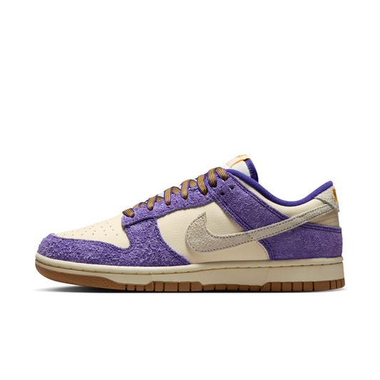 Nike "Dunk Low" Womens - Court Purple / Coconut Milk