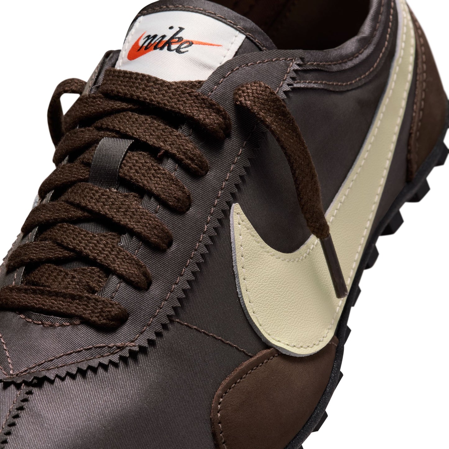 Nike "Moon Shoe OG" Womens - Baroque Brown / Cashmere / Black
