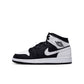 Air Jordan "1 Mid BG" Grade School - Black / White