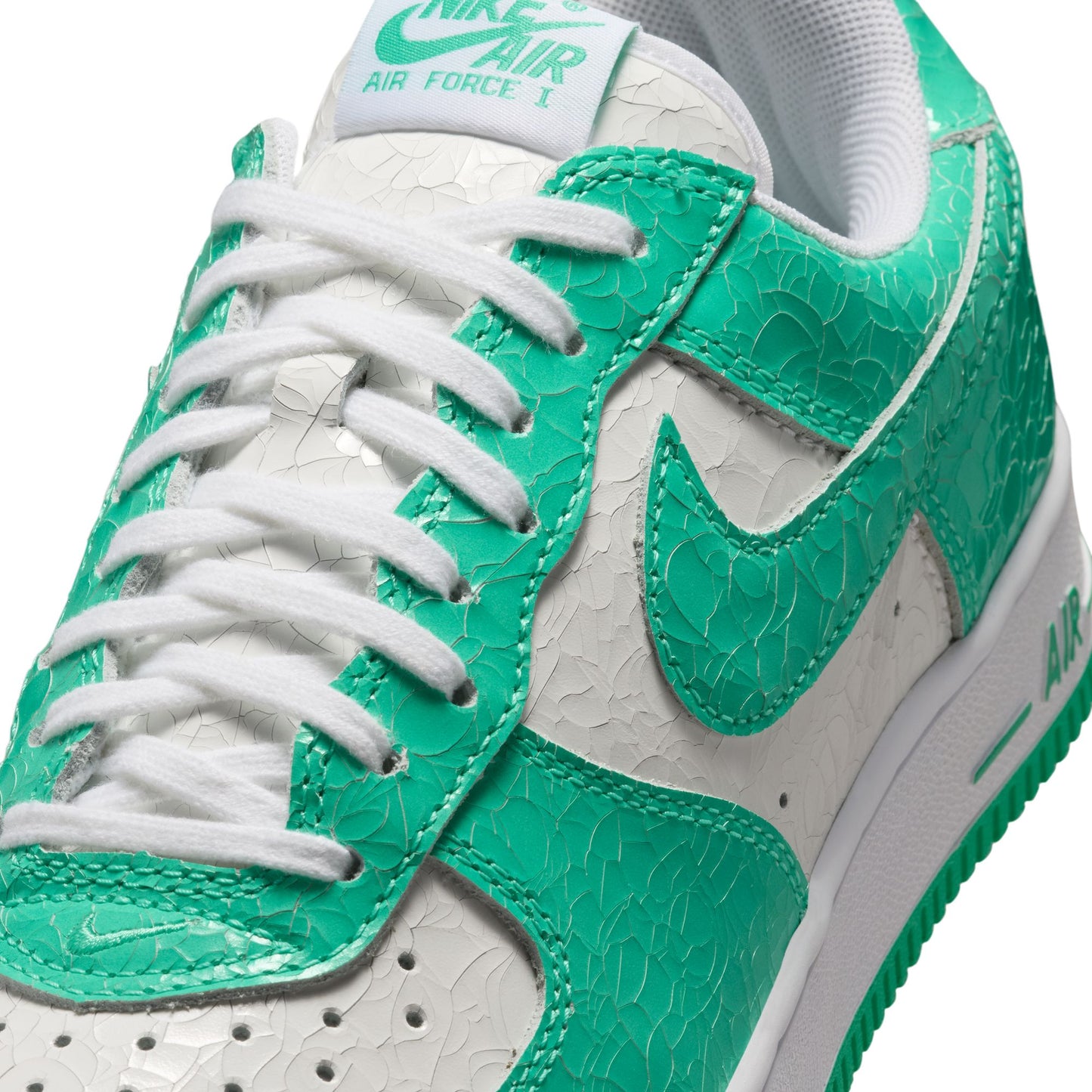 Nike "Air Force 1 Cracked Leather" Mens - Menta / Menta / White