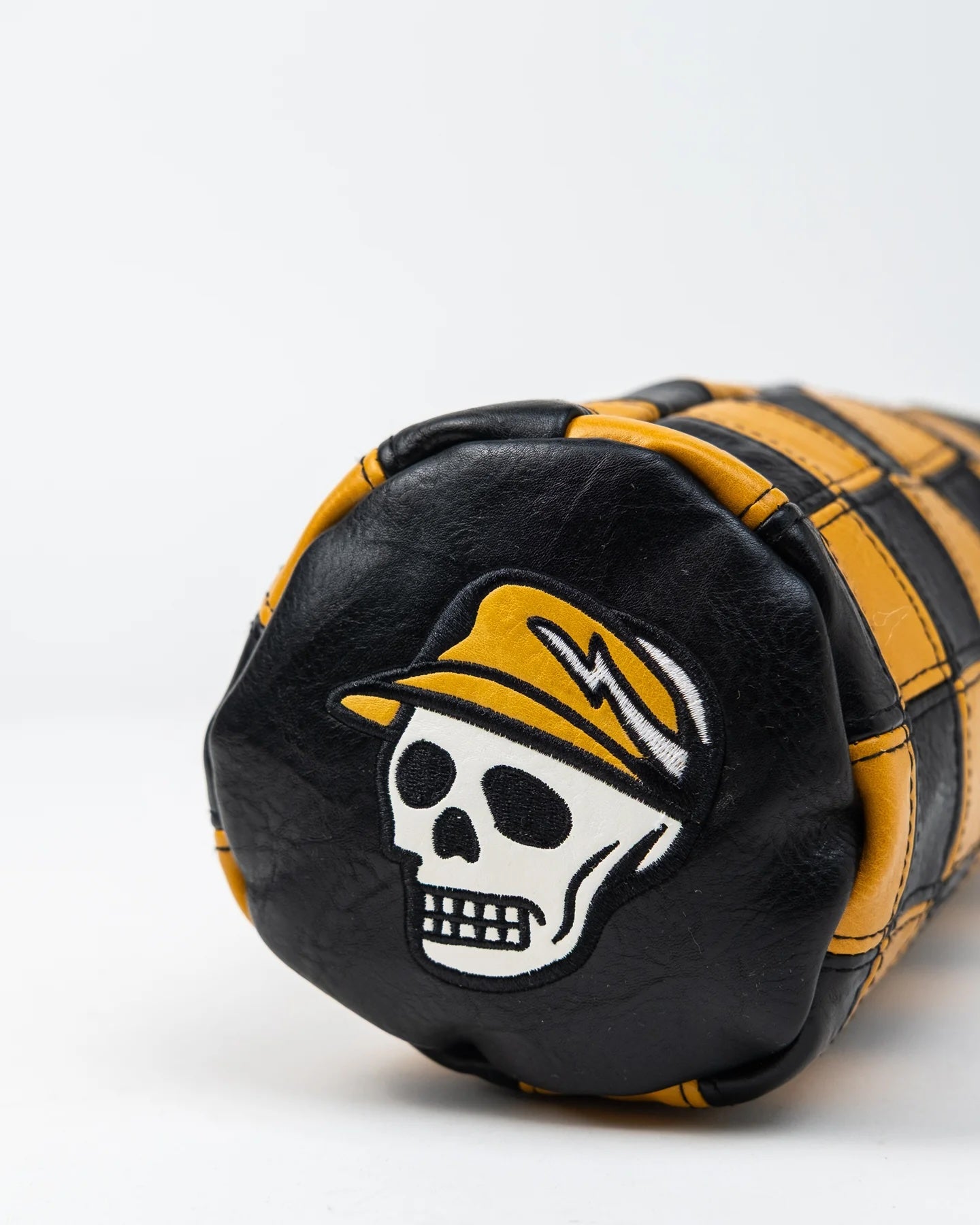 Devereux "Checkered Barrel Driver Cover" - Black / Gold