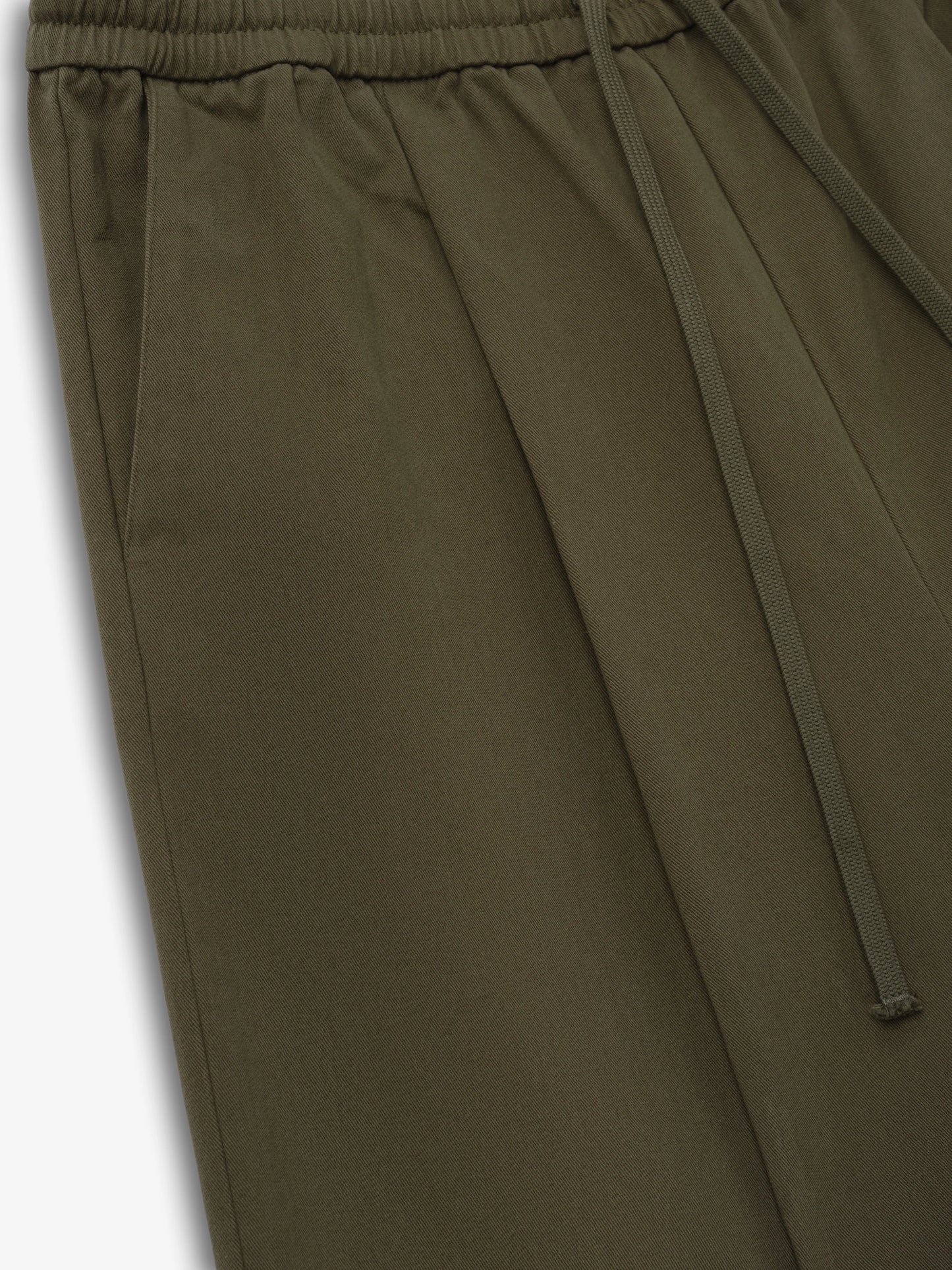 Fear of God Essentials "Relaxed Drawstring Short" Mens - Moss