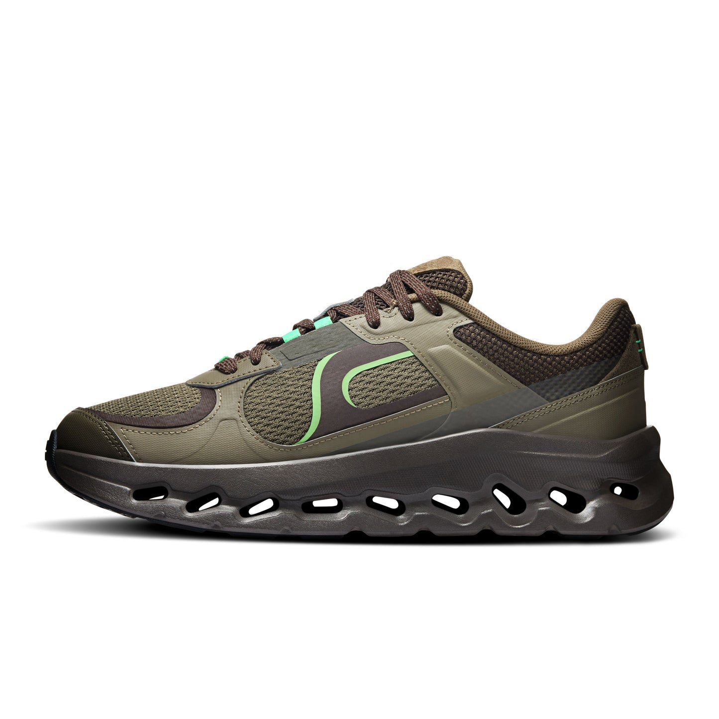 On "Cloudtilt Arc" Mens - Bark / Sable