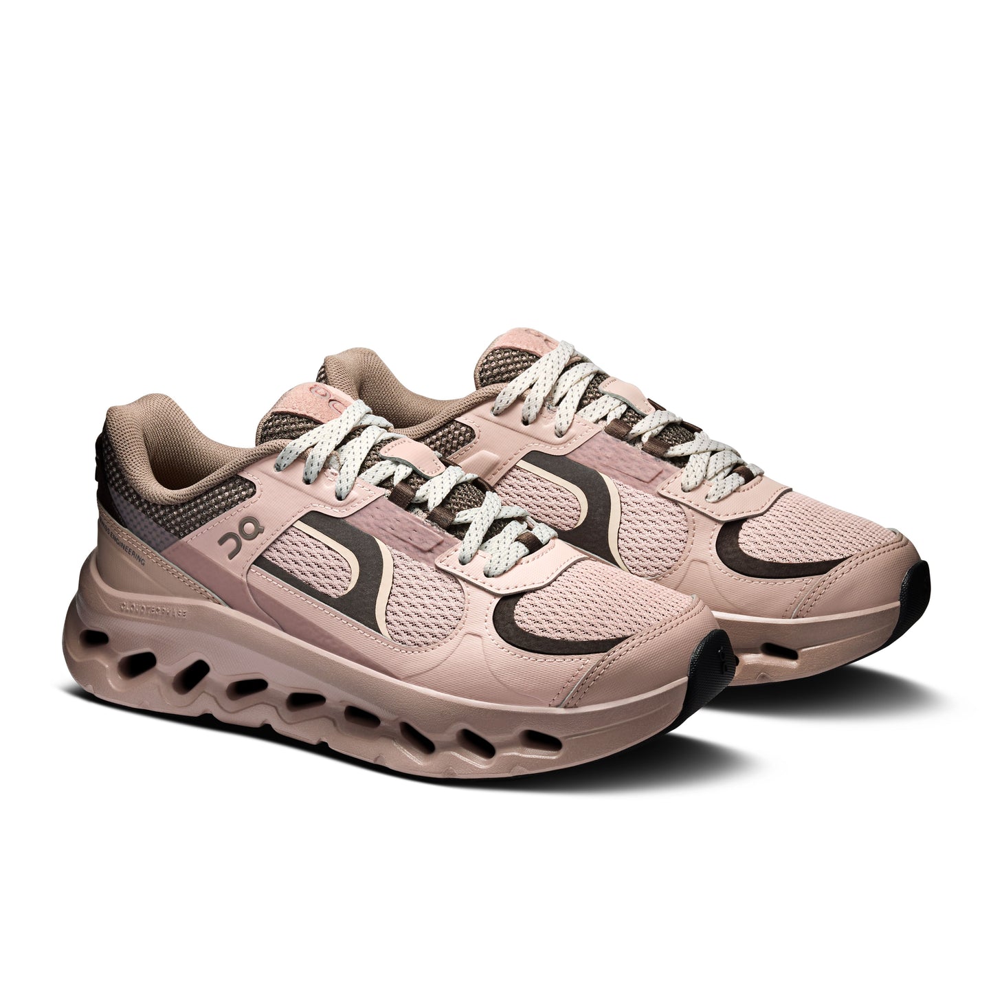 On "Cloudtilt Arc" Womens - Biscuit / Sable