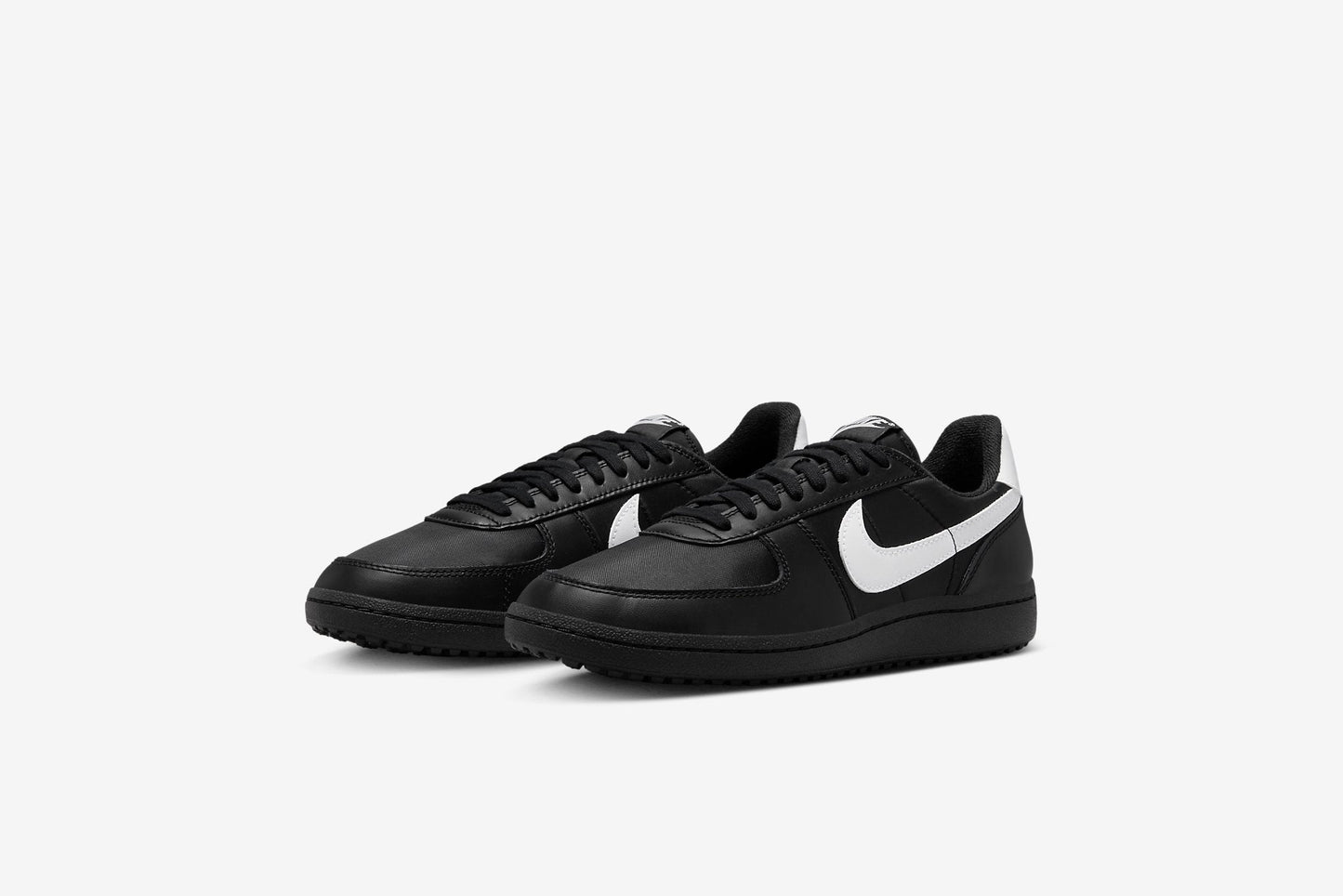 Nike "Field General '82" M - Black / White