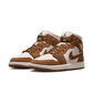 Air Jordan "1 Mid" Womens - Lt British Tan / Chalk