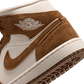 Air Jordan "1 Mid" Womens - Lt British Tan / Chalk