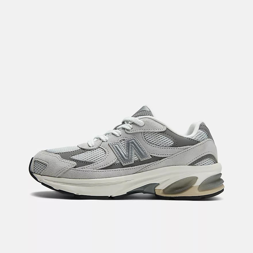 New Balance "2010 Lace" Grade School - Grey / Grey