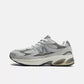 New Balance "2010 Lace" Grade School - Grey / Grey